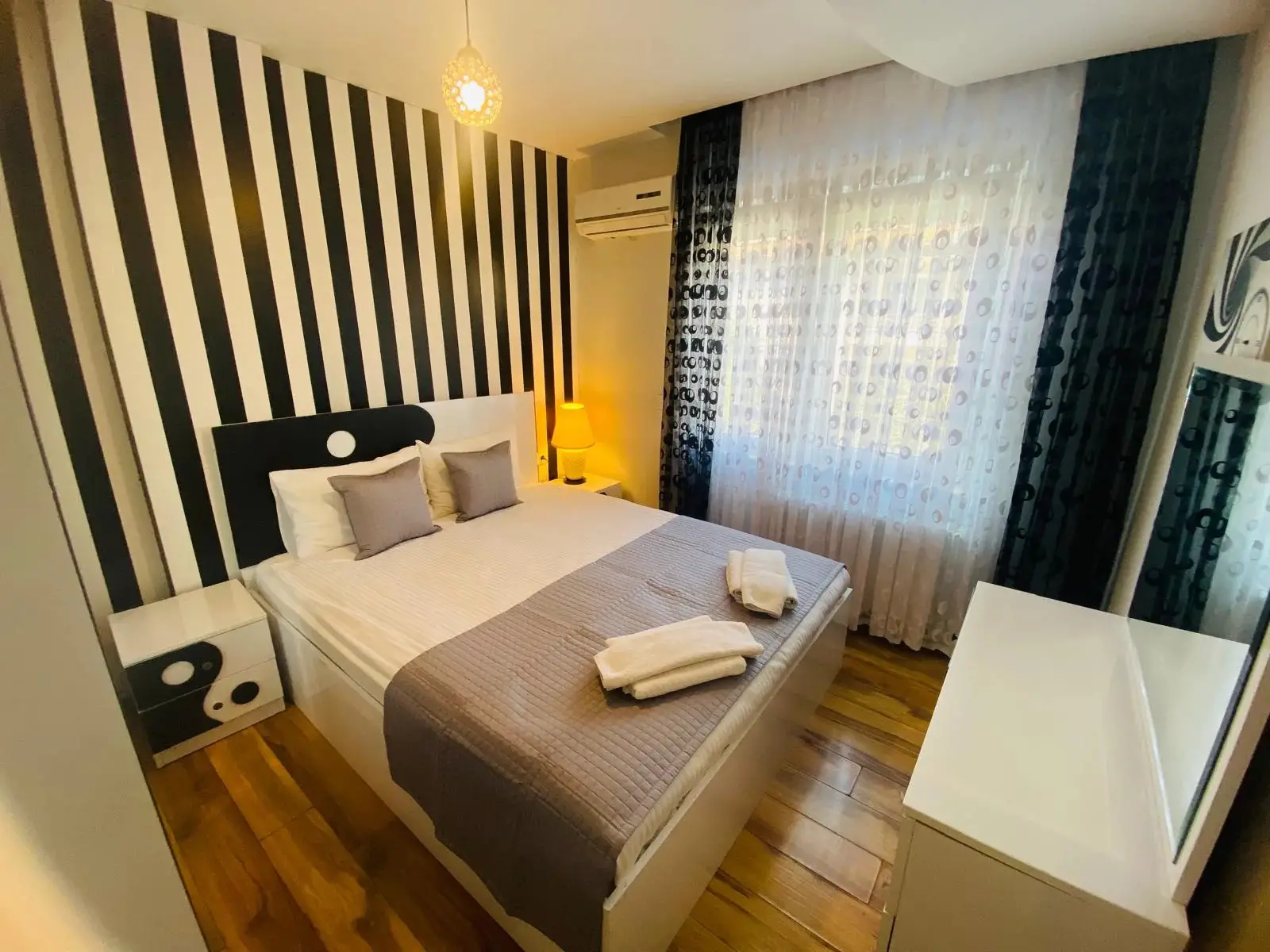 Özel Balkon, Özel Banyo, Saç Kurutma Makinesi, Wifi